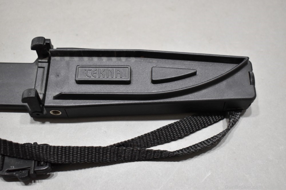 Tekna USA Wilderness Edge Survival Knife Survival Kit-img-17