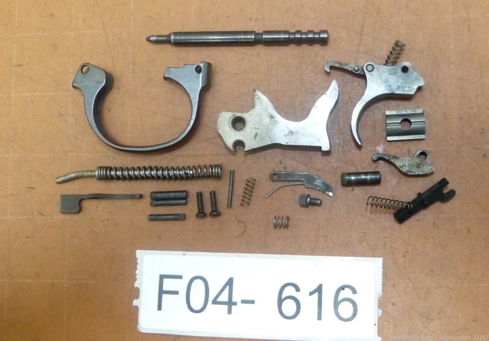 H&R 632 .32 Long, Repair Parts F04-616-img-1