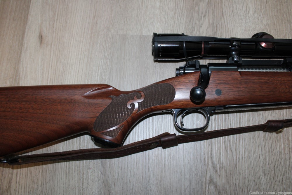 Winchester Model 70 XTR Featherweight  257 Roberts with Leupold Scope-img-1