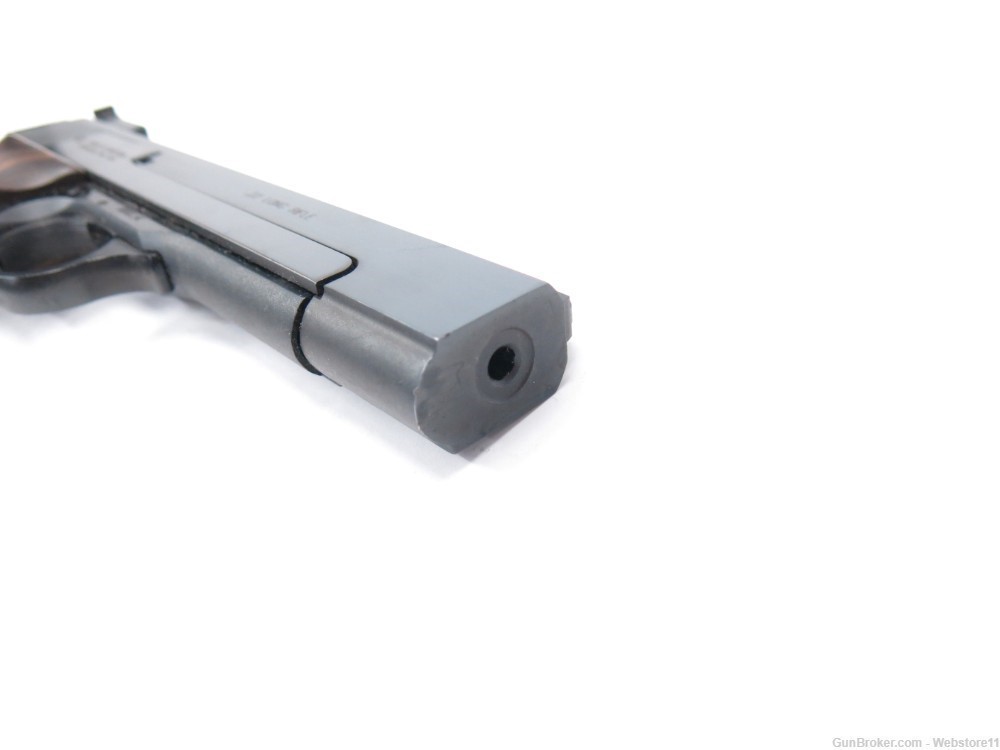 Smith & Wesson Model 41 5.5" 22LR Semi-Automatic Pistol w/ Hard Case-img-12