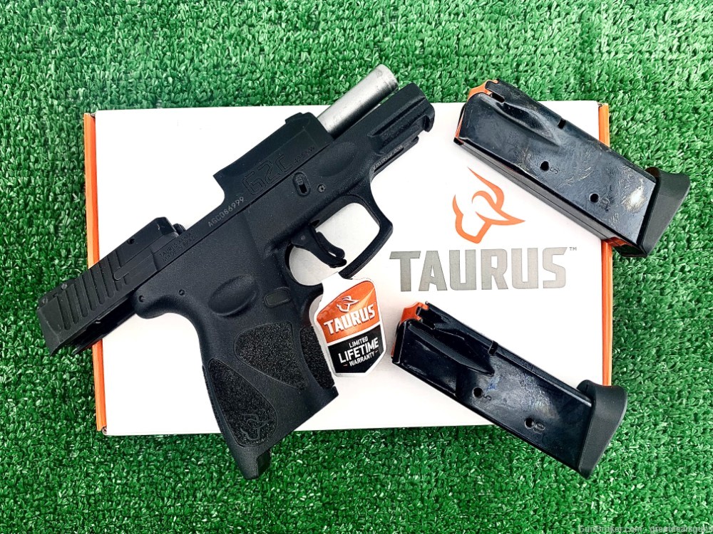 Taurus Armas G2C Semi Automatic Pistol Cal: .40 S&-img-3