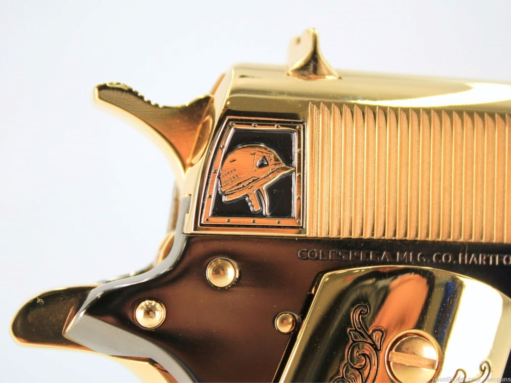 Colt 1911 Government "Soldier" Engraved 24K Gold/Black Chrome Pistol-img-6