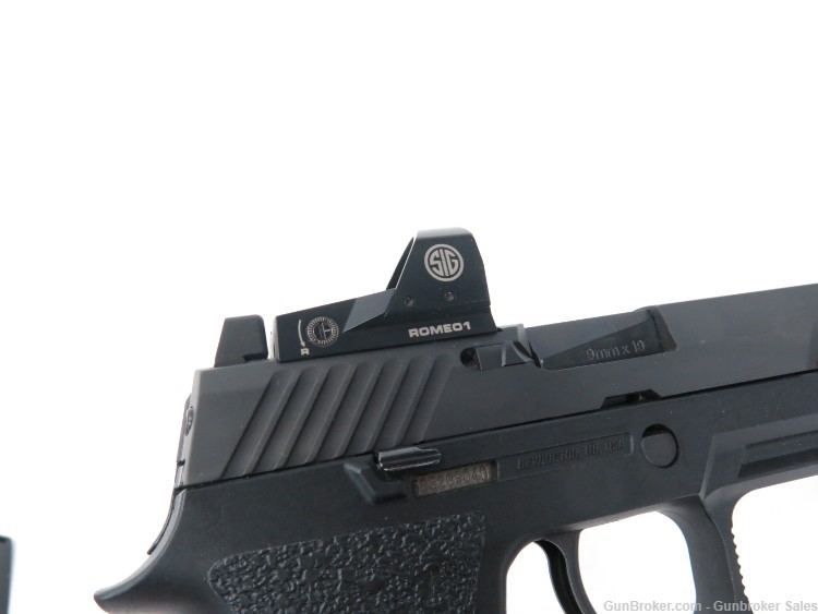 Sig Sauer P320 Full 4.75" Semi-Automatic Pistol w/ Optic, Magazine, Case-img-8
