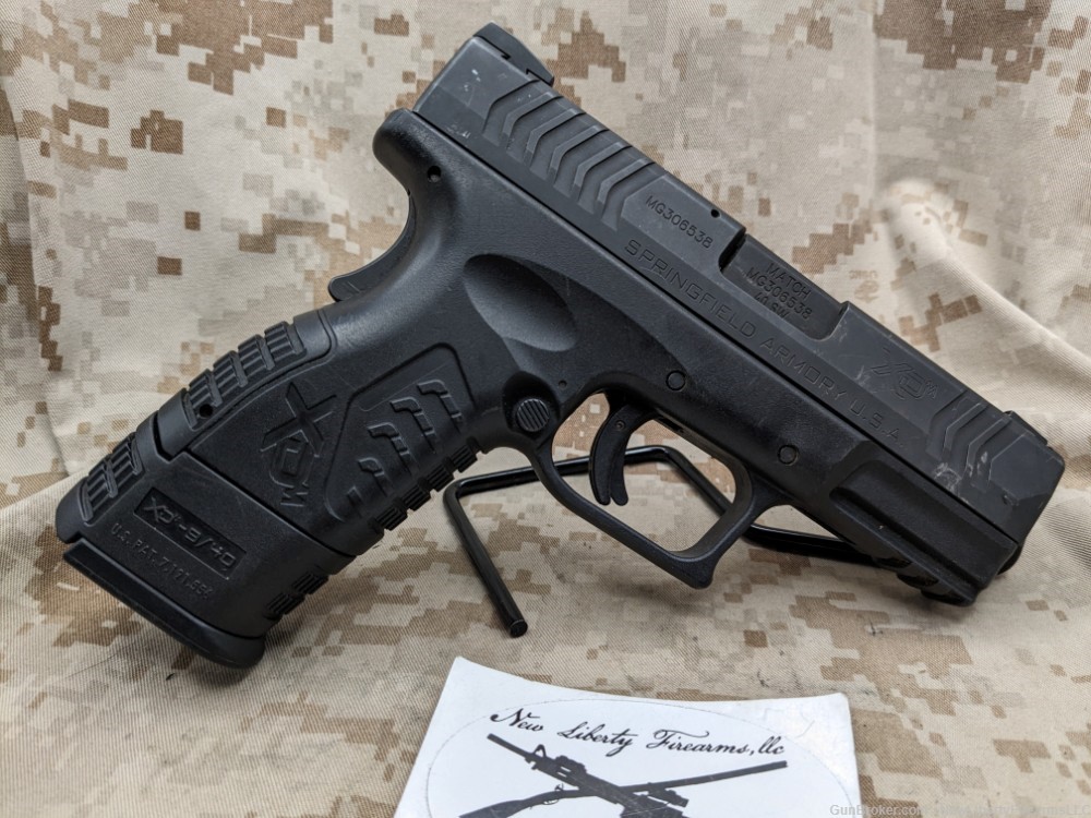 Springfield Armory XDM-40 Compact 3.8" .40S&W Pistol Good 1-16rd Mag-img-1