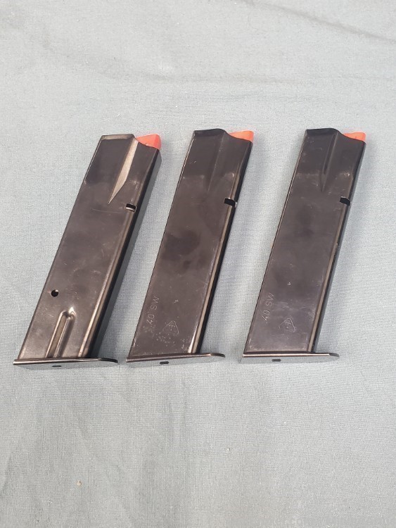 Factory EAA Witness Small Frame 12 Rnd 40 S&W mags. Q: 3 Used-img-1