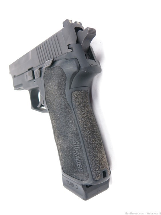 Sig Sauer P229 3.75" 9mm Semi-Automatic Pistol w/ Magazine & Hard Case-img-9