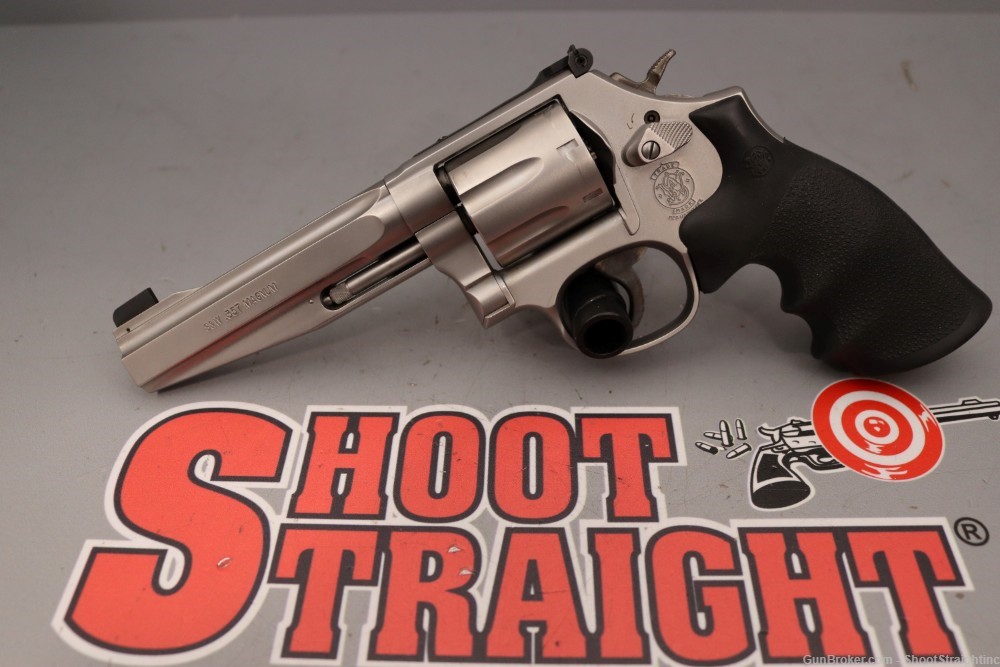Smith & Wesson Mod. 686-6 Plus "Pro Series" .357 MAG 5.00"bbl w/Case-img-32