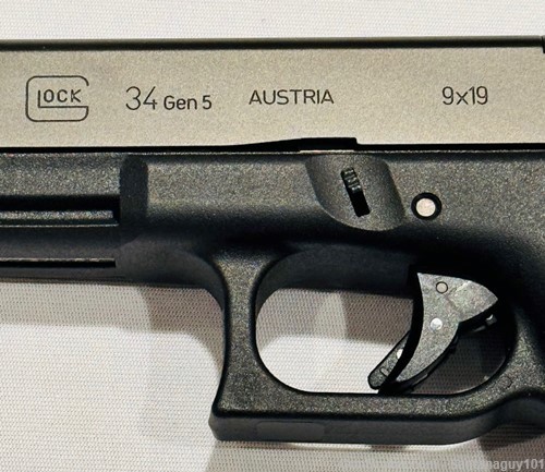 Glock 34 GEN5 MOS Model Semi-Automatic Pistol 9mm Caliber, Like New!-img-9