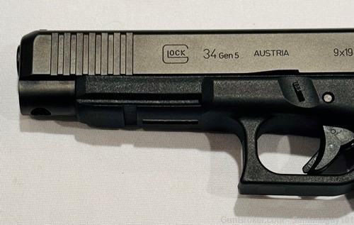 Glock 34 GEN5 MOS Model Semi-Automatic Pistol 9mm Caliber, Like New!-img-5