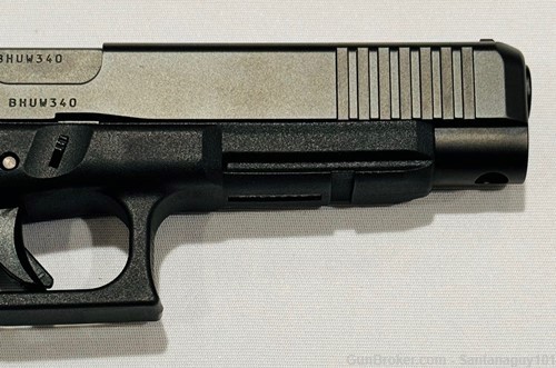 Glock 34 GEN5 MOS Model Semi-Automatic Pistol 9mm Caliber, Like New!-img-2
