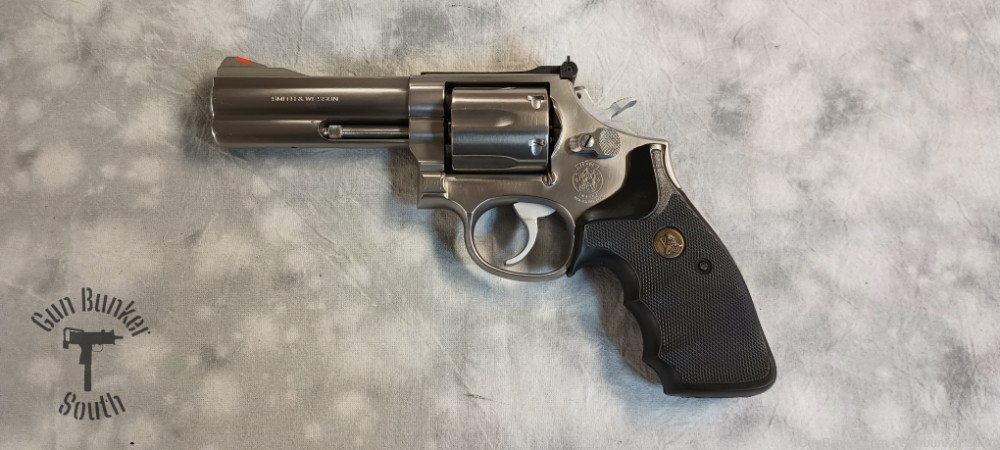 Smith and Wesson 686-2 (no internal safety) 4"-img-0