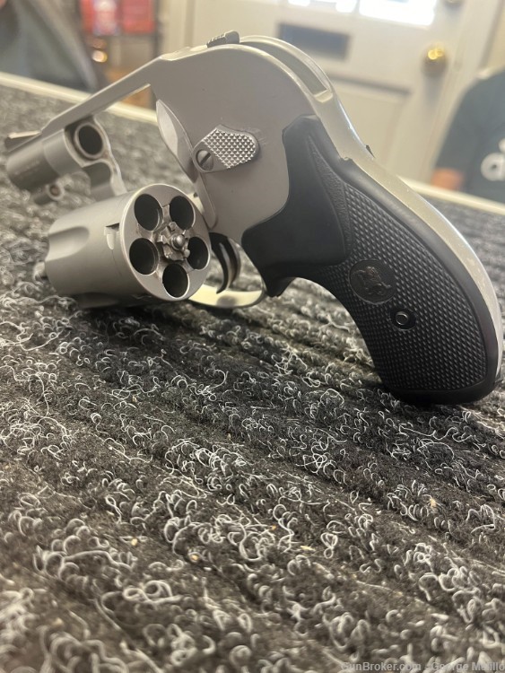 Smith & Wesson 638 Airweight 38 spl Revolver NO CC FEE-img-4