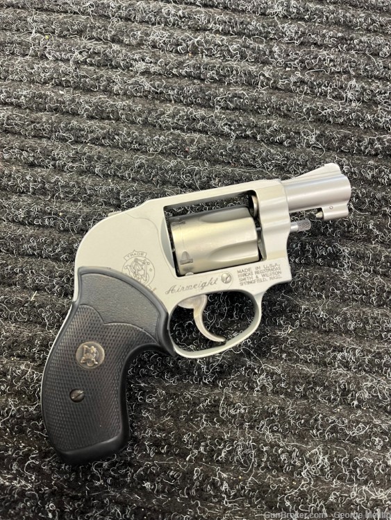 Smith & Wesson 638 Airweight 38 spl Revolver NO CC FEE-img-0