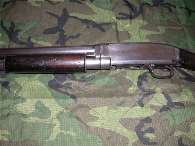 Winchester Model 12 Pump Action 12 Guage Shotgun-img-6