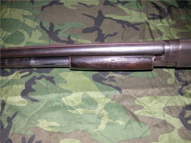 Winchester Model 12 Pump Action 12 Guage Shotgun-img-9
