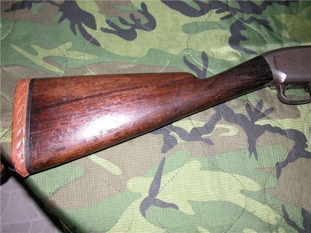 Winchester Model 12 Pump Action 12 Guage Shotgun-img-2