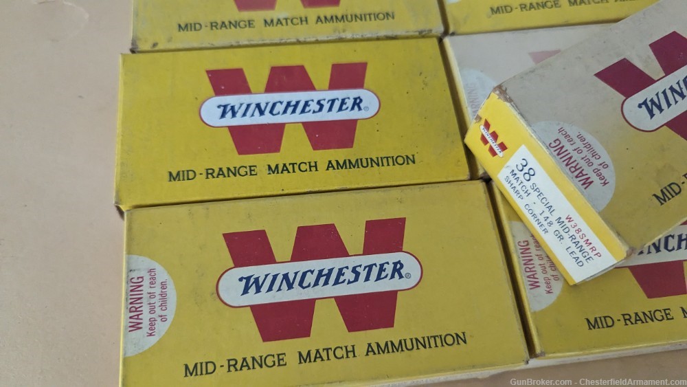 Winchester 38 Mid Range (special) reloads in vintage boxes,  500 rounds-img-1