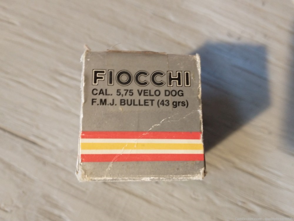 5.75 VELO DOG ammo.. FIOCCHI 1 FULL BOX OF SCARCE CALIBER..... BUY NOW!-img-1