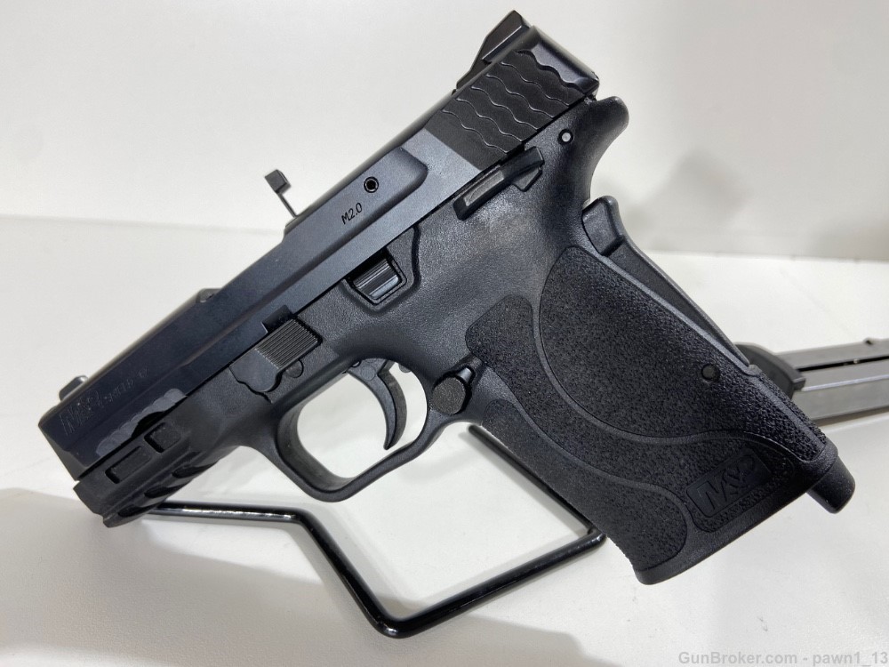 Smith and Wesson 9 shield EZ M2.0-img-2