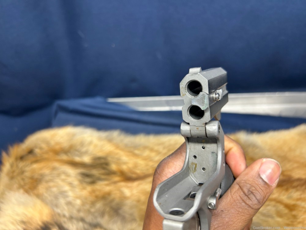 Bond Arms Roughneck .38 special/.357 Magnum 2.5" Barrel-img-3