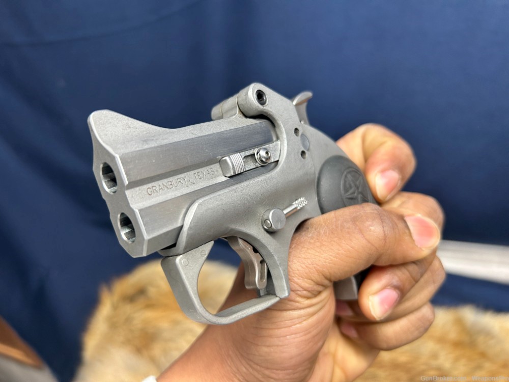 Bond Arms Roughneck .38 special/.357 Magnum 2.5" Barrel-img-5