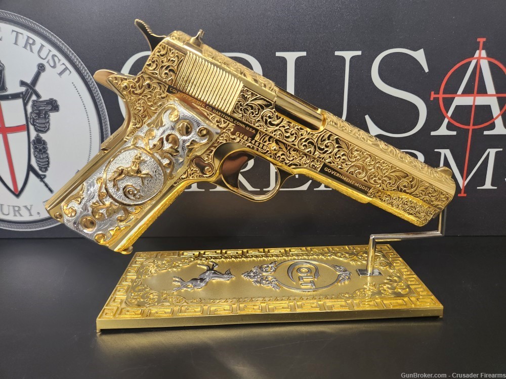  COLT 1911 38SUPER  GOLD PLATED & ENGRAVED MASTERPIECE White & Gold Grips-img-4
