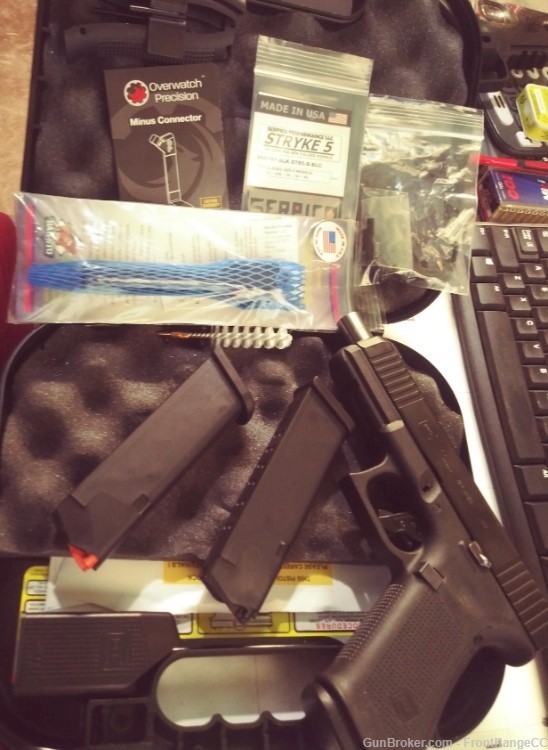 Glock 22 Gen 5 .40s&w and .357sig 3 mags, Lots of Upgrades-img-0