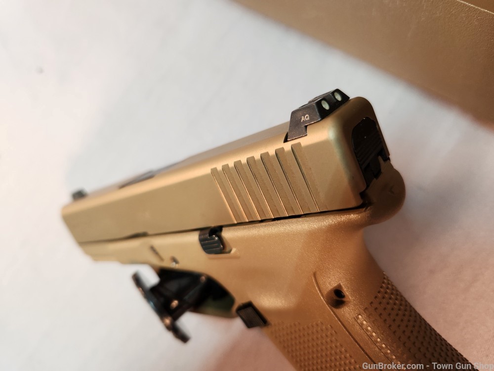 GLOCK 19X 9MM USED! PENNY AUCTION!-img-2