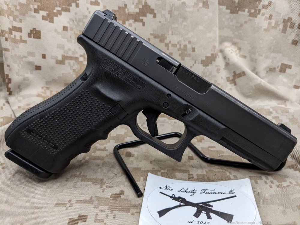 Glock 22 Gen 4 Pistol .40 S&W Police Trade In G22 Night Sights VG 1-15 Mag-img-1