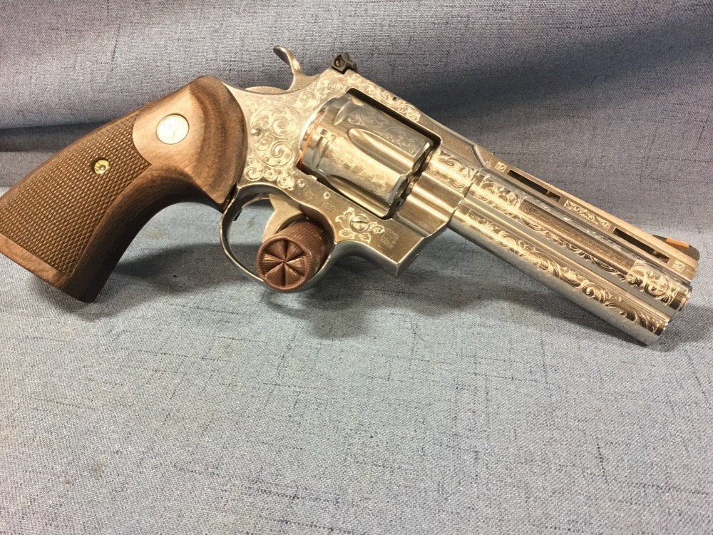 Colt Python .357mag 4.25” ENGRAVED -img-3