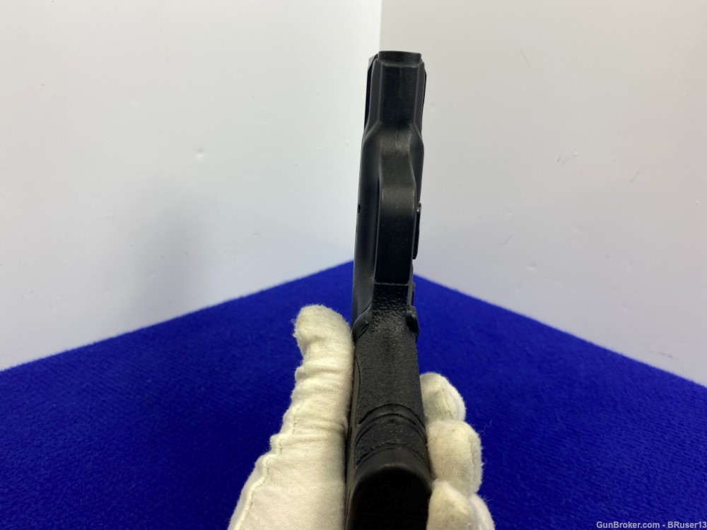 Smith Wesson M&P 9 Shield 9mm Black 3.1" *SLIM & LIGHTWEIGHT PISTOL*-img-21