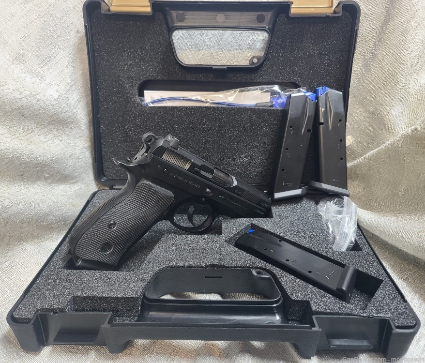 CZ 75 P-01 Compact 9mm W/ 4 Mags Nite Sights Case Semi-Auto Pistol DA/SA -img-0