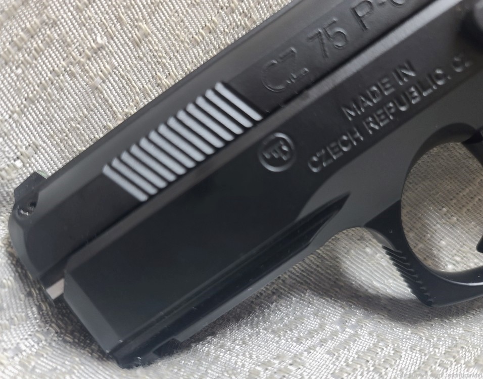 CZ 75 P-01 Compact 9mm W/ 4 Mags Nite Sights Case Semi-Auto Pistol DA/SA -img-3