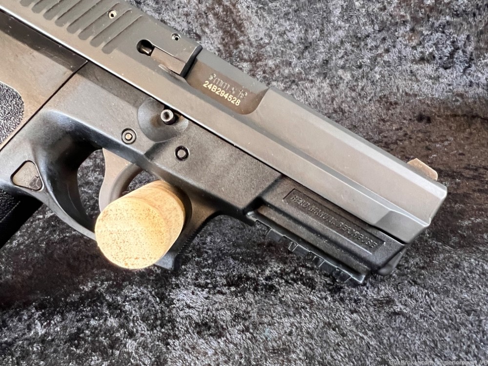 SIG Sauer SP2022 (9mm) Penny Auction -img-4