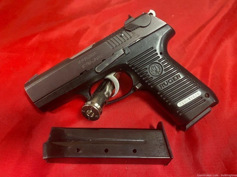 Ruger P95DC Decock Only 9mm 2 Mags In good Condition Vintage 2003 -img-1