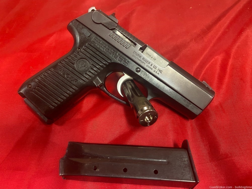 Ruger P95DC Decock Only 9mm 2 Mags In good Condition Vintage 2003 -img-0