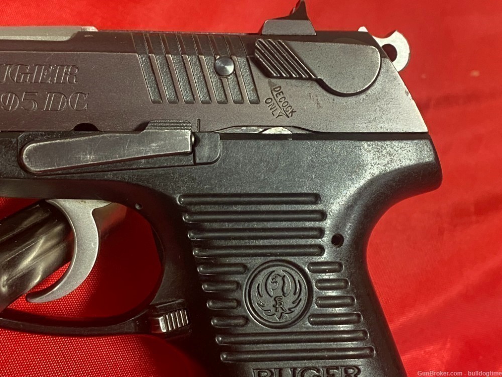 Ruger P95DC Decock Only 9mm 2 Mags In good Condition Vintage 2003 -img-3
