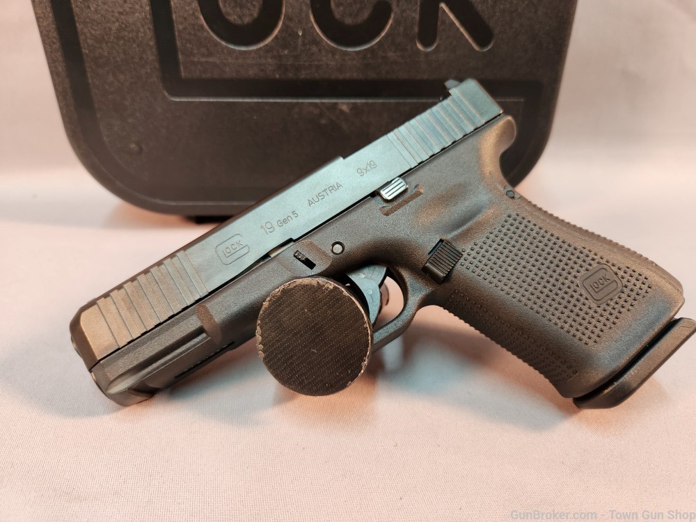 GLOCK 19 MOS GEN 5 9MM USED! PENNY AUCTION!-img-0