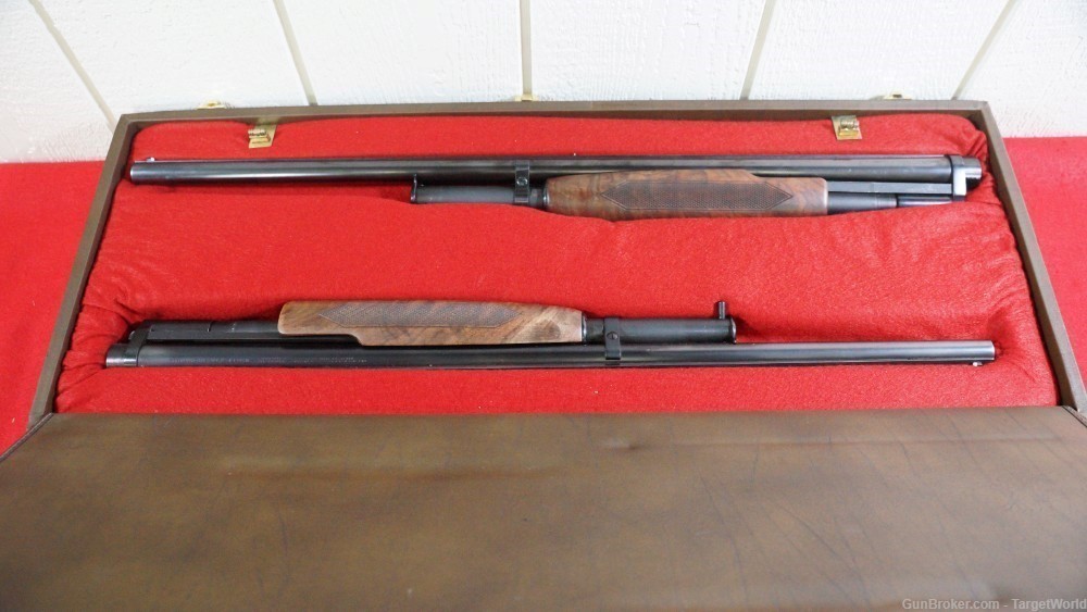 WINCHESTER MODEL 12 THREE BARREL SET 12GA MANUFACTURED 1940 (WI12262830C)-img-1