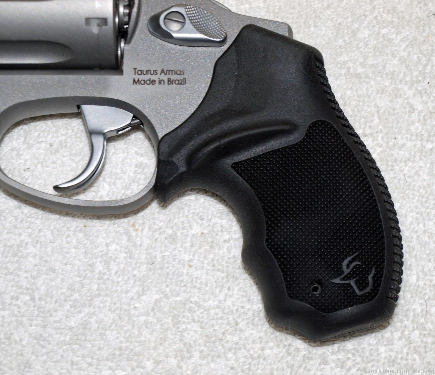 Taurus Matte Stanless Steel 38SPL Revolver 6 shot 2 Inch Barrel-img-4