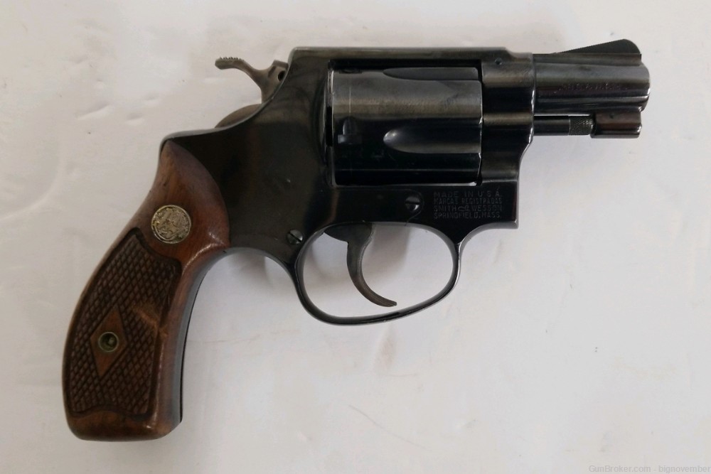 Early Smith & Wesson Model 36 Chief's Special Double Action Revolver-img-0