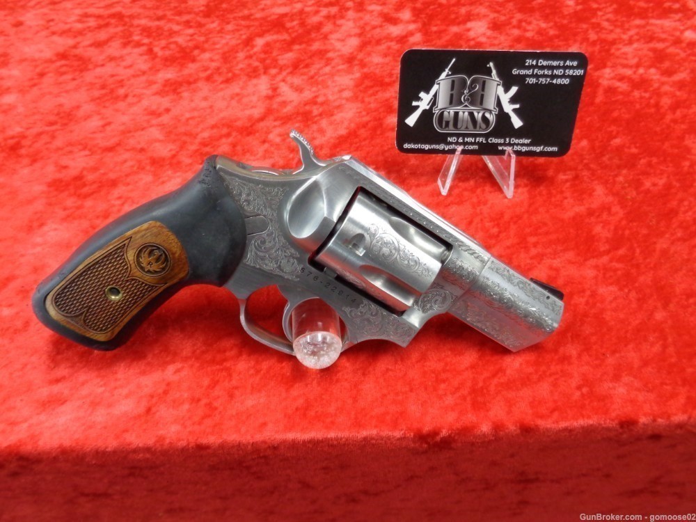 Ruger SP101 357 Magnum Stainless Steel ENGRAVED Limited Edition Mag I TRADE-img-6