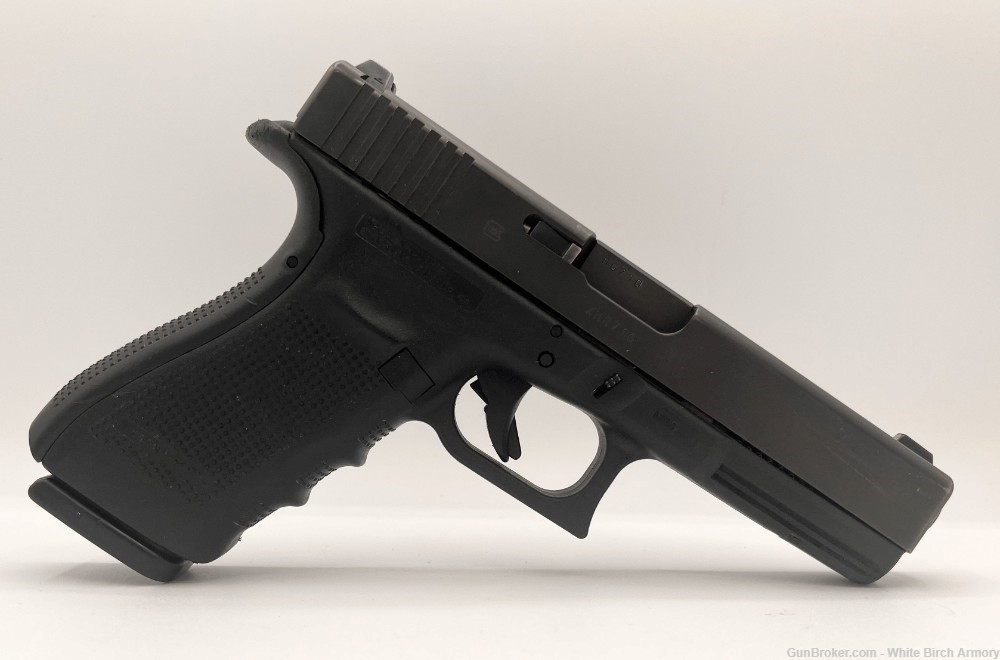 LE Trade-In Glock G21 Gen 4, 4.6” Bbl., .45 ACP, 3-Dot Sights, (3)13rd Mags-img-2