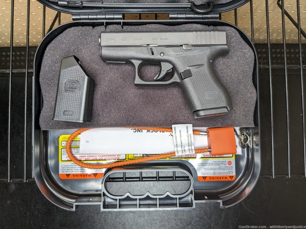 Glock 42 Slimline 380 ACP 3.2" Glock G42 w/ Box , Speed Loader & Lock-img-0