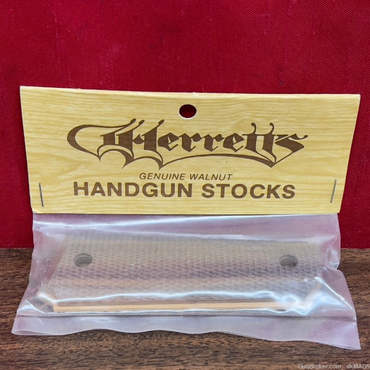 Herrett's Stocks Full Size 1911 1911A1 Checkered Walnut Wood Pistol Grips-img-0