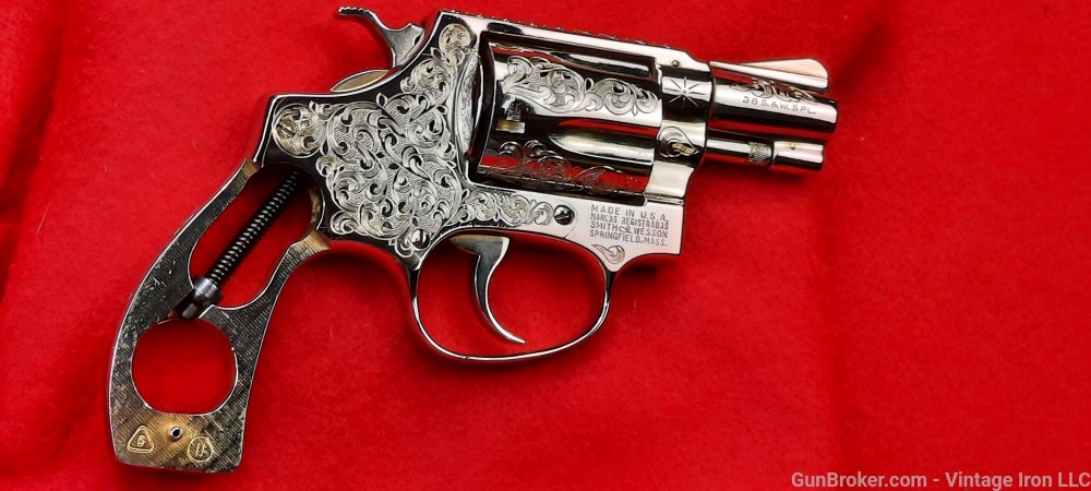 Smith and Wesson model 36  Engraved with Genuine Pearl grips, Beautiful! NR-img-55