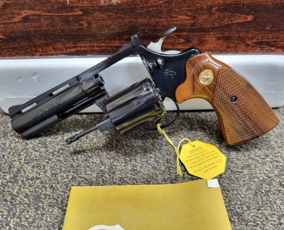 Colt 1981 Diamondback 4" 22LR Revolver In Original Box D5140-img-7