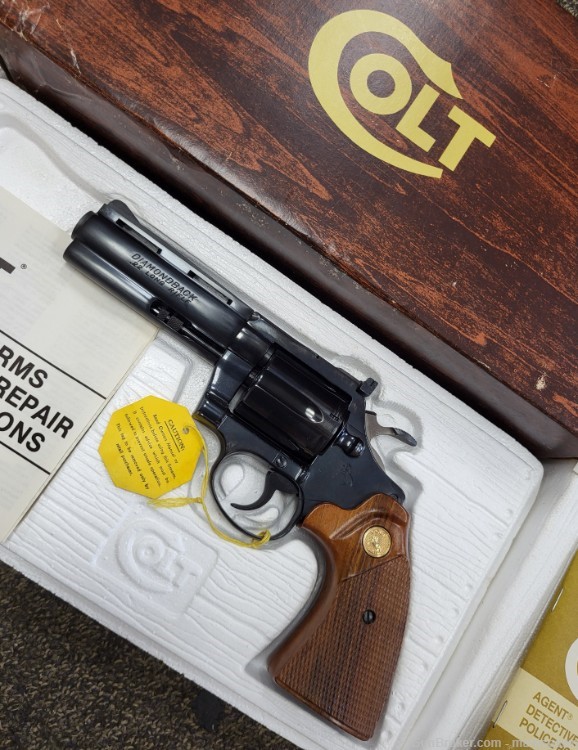 Colt 1981 Diamondback 4" 22LR Revolver In Original Box D5140-img-5