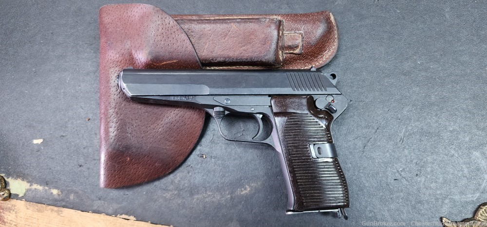 CZ 52  7.62x25mm  pistol,  w holster and extra magazine-img-0