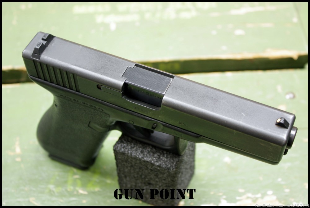 Glock G17 GEN1  Generation 1 9mm Austria *Penny* Auction No Reserve!-img-12